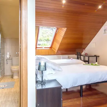11 Bedrooms House With Sea View Private Pool And Jacuzzi At 8 Km Away From The Prázdninový dům