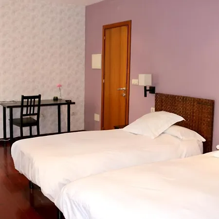 Holiday home 11 Bedrooms House With Sea View Private Pool And Jacuzzi At 8 Km Away From The San Cibran